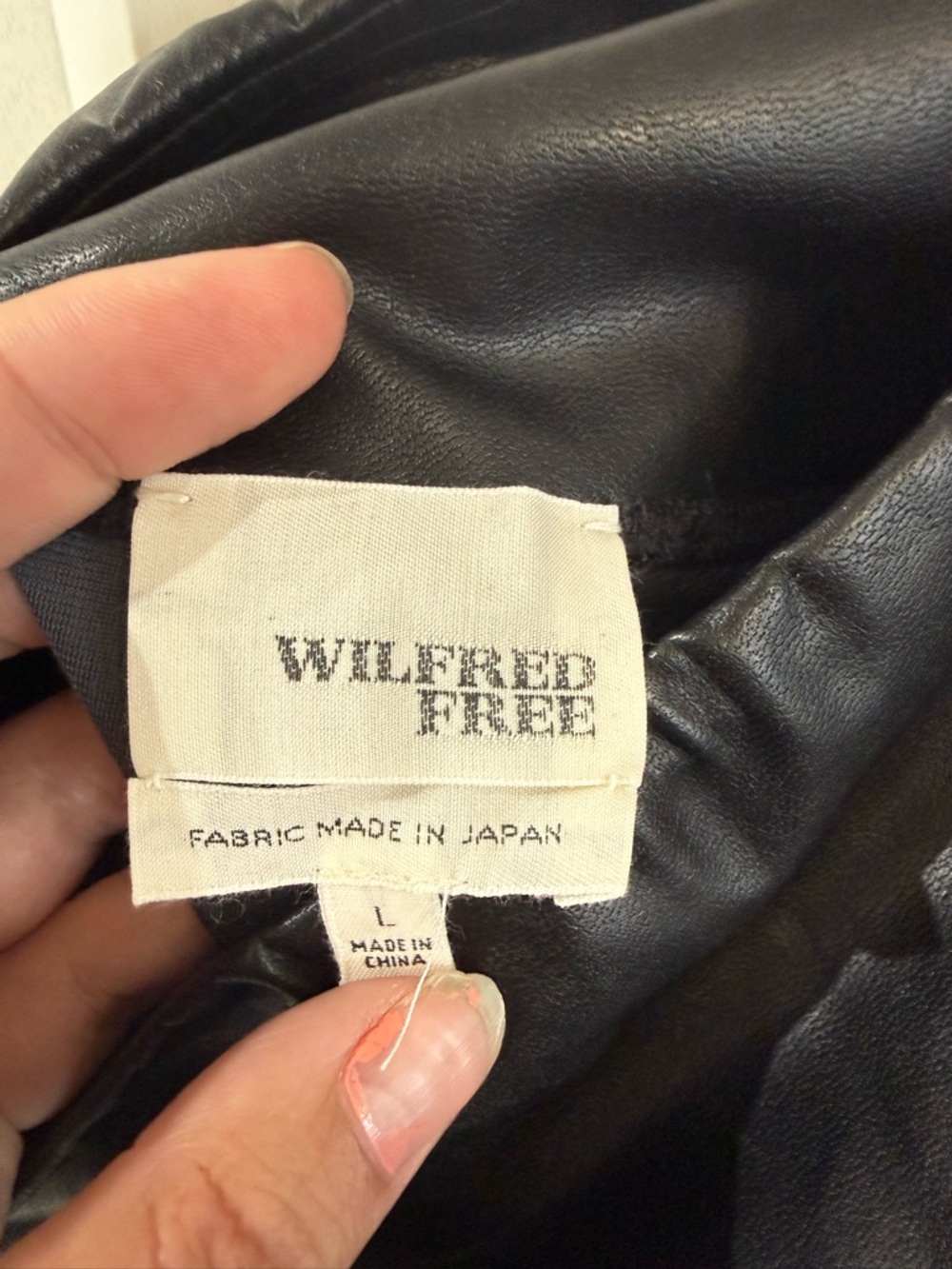 Wilfred Black Faux Leather leggings - Picture 2 of 2